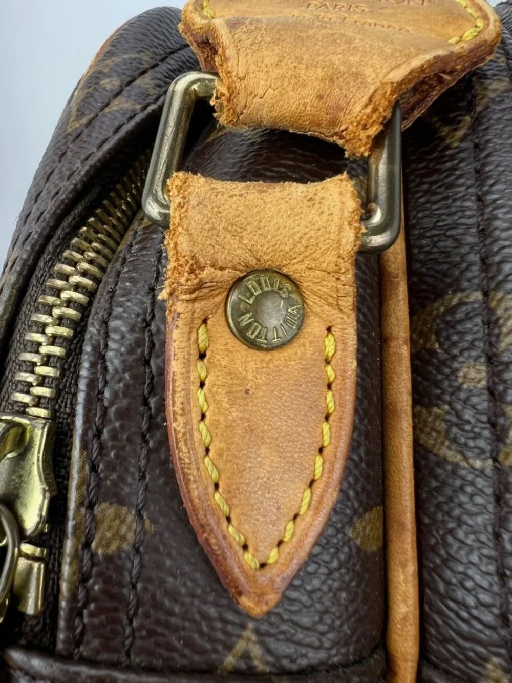Louis Vuitton Reporter PM Monogram Messenger Bag Vintage